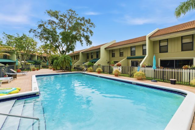 6043 Bayview Drive 6043, Fort Lauderdale, FL 33308