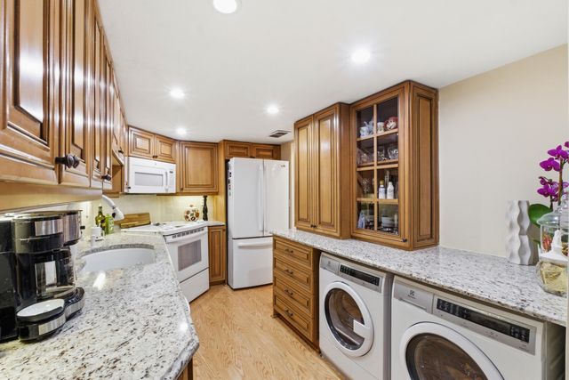 6043 Bayview Drive 6043, Fort Lauderdale, FL 33308