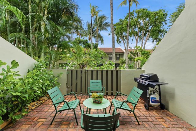 6043 Bayview Drive 6043, Fort Lauderdale, FL 33308