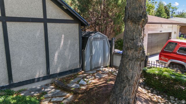 1540 E STONEMOOR CIR, Murray, UT 84121