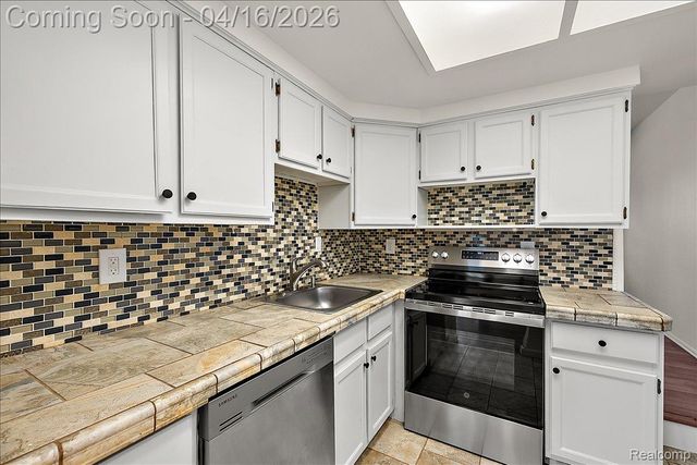 42754 Lyric Court, Northville Township, MI 48167