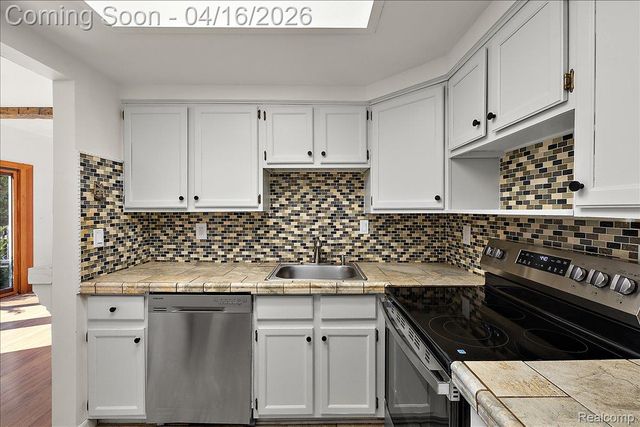 42754 Lyric Court, Northville Township, MI 48167