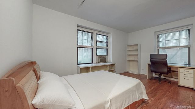 109-14 Ascan Avenue 1D, Forest Hills, NY 11375