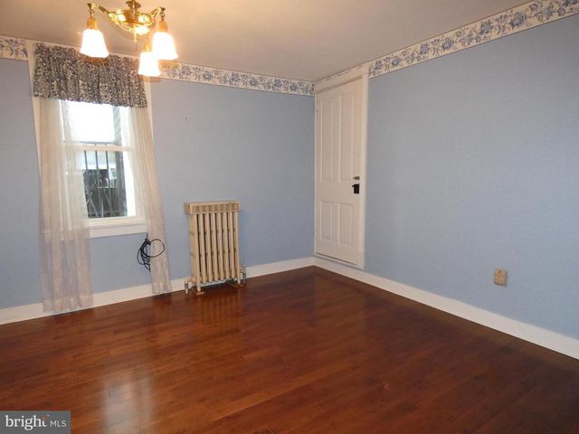208 E HIGH ST, Elizabethtown, PA 17022