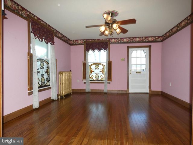 208 E HIGH ST, Elizabethtown, PA 17022