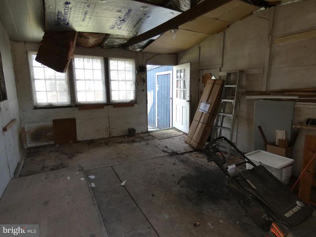 208 E HIGH ST, Elizabethtown, PA 17022