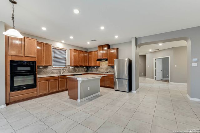 8004 Expectation, San Antonio, TX 78254