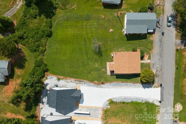 610 Miller Avenue, Marion, NC 28752