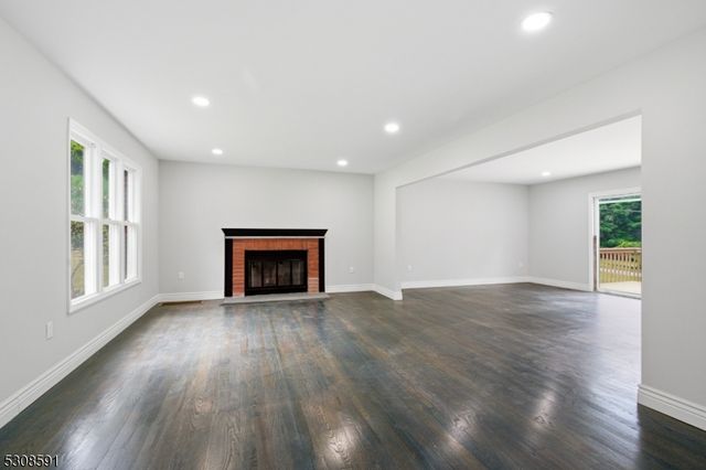 20 Cleacene Ave, Mount Olive Twp., NJ 07828