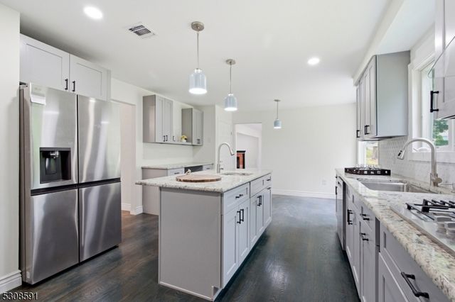20 Cleacene Ave, Mount Olive Twp., NJ 07828