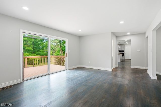 20 Cleacene Ave, Mount Olive Twp., NJ 07828
