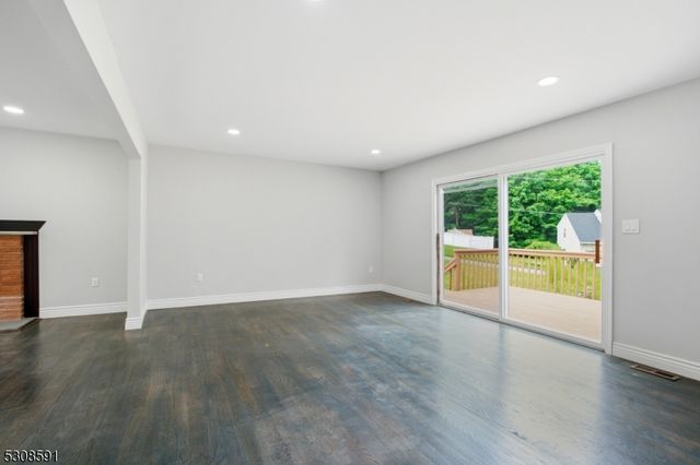 20 Cleacene Ave, Mount Olive Twp., NJ 07828