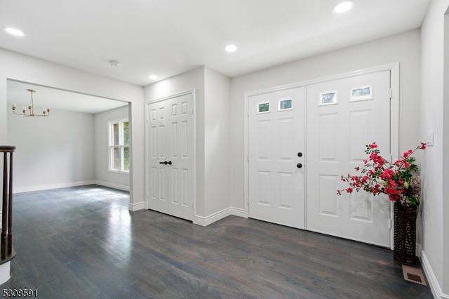 20 Cleacene Ave, Mount Olive Twp., NJ 07828