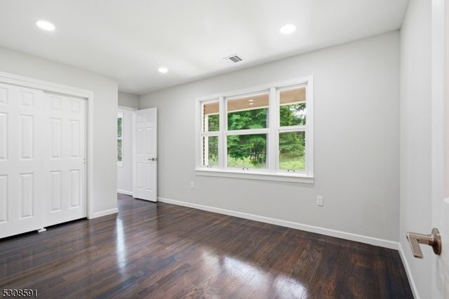 20 Cleacene Ave, Mount Olive Twp., NJ 07828