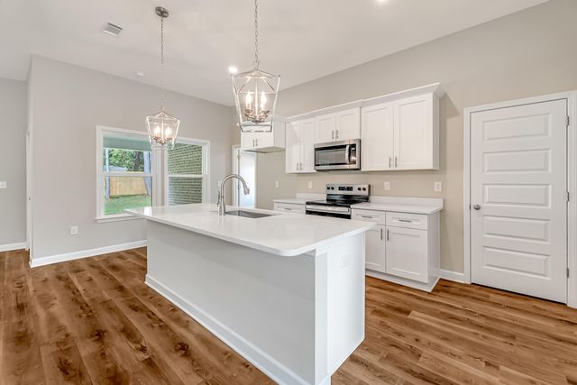 2802 Blackbird Court, Crestview, FL 32539