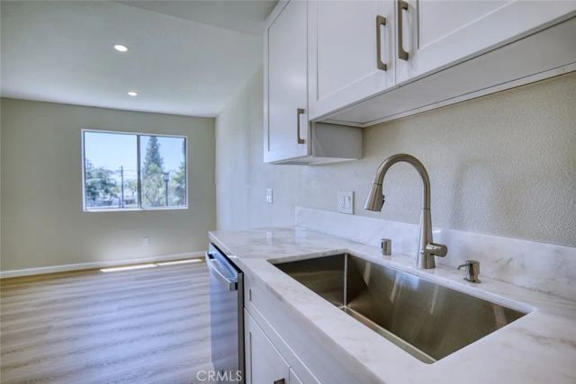 830 N Dalton 112, Azusa, CA 91702