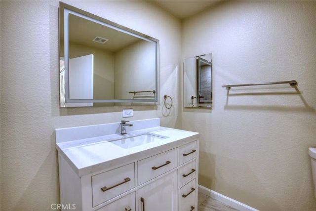 830 N Dalton 112, Azusa, CA 91702
