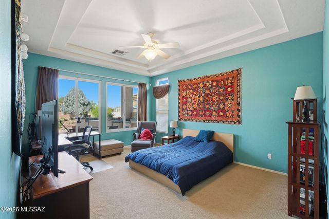 302 W Continental Vista Place, Green Valley, AZ 85614