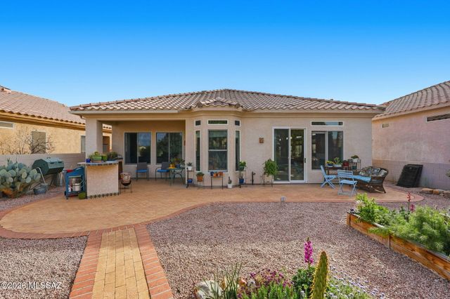 302 W Continental Vista Place, Green Valley, AZ 85614