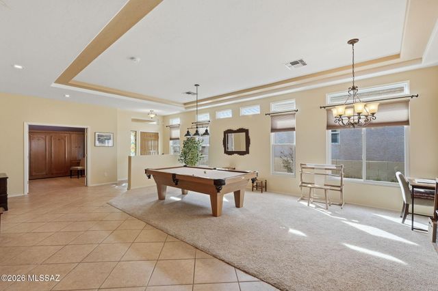 302 W Continental Vista Place, Green Valley, AZ 85614