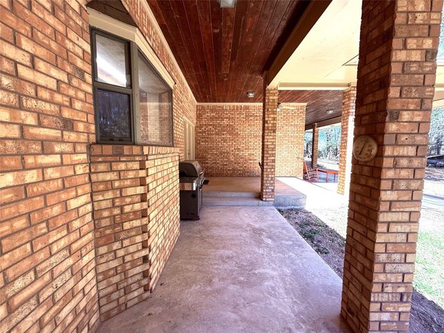 12098 Squirrel Road, Pittsburg, TX 75686