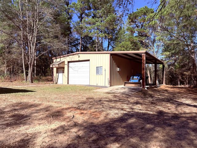 12098 Squirrel Road, Pittsburg, TX 75686
