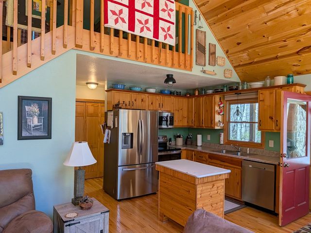 183 Ray-Mar Acres Drive, Murphy, NC 28906