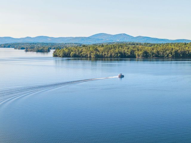 3 Brewster Road, Tuftonboro, NH 03816