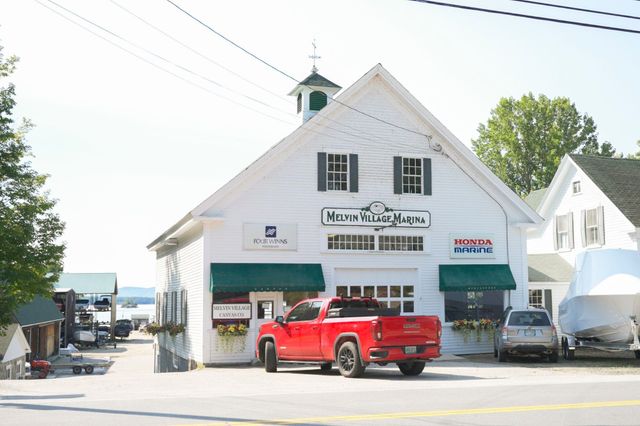 3 Brewster Road, Tuftonboro, NH 03816