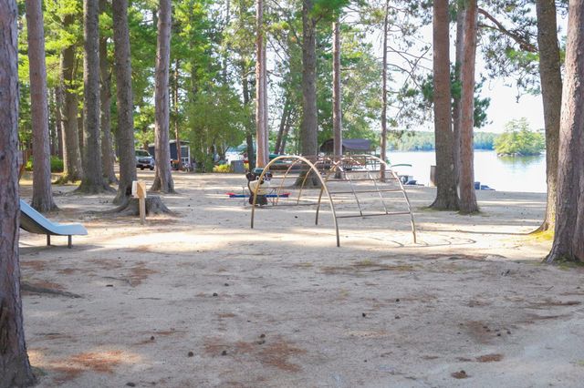 3 Brewster Road, Tuftonboro, NH 03816