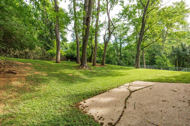21 Patricia Court, Fort Thomas, KY 41075