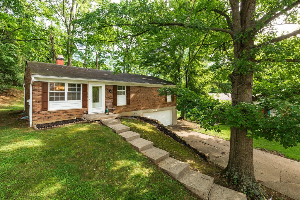 21 Patricia Court, Fort Thomas, KY 41075