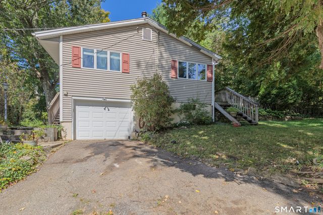 126 Luna Trail, Southbury, CT 06488