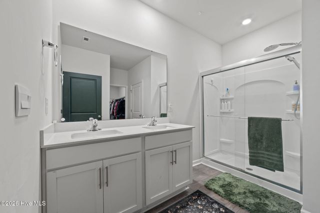 4518 Sandstone Drive, Greenville, NC 27858