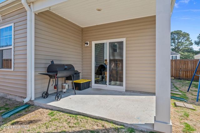 4518 Sandstone Drive, Greenville, NC 27858