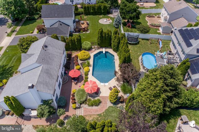 16 MARJORIE WAY, Hamilton, NJ 08690