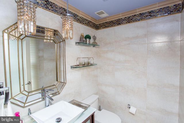 16 MARJORIE WAY, Hamilton, NJ 08690