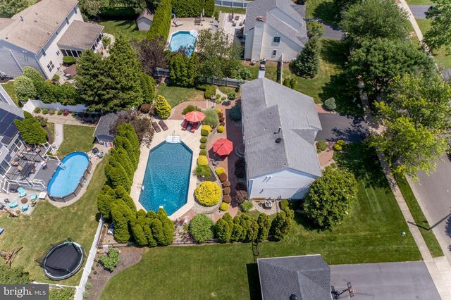 16 MARJORIE WAY, Hamilton, NJ 08690