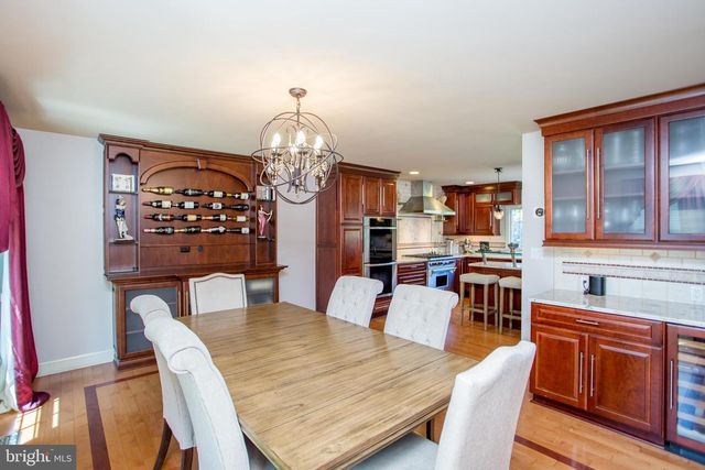 16 MARJORIE WAY, Hamilton, NJ 08690