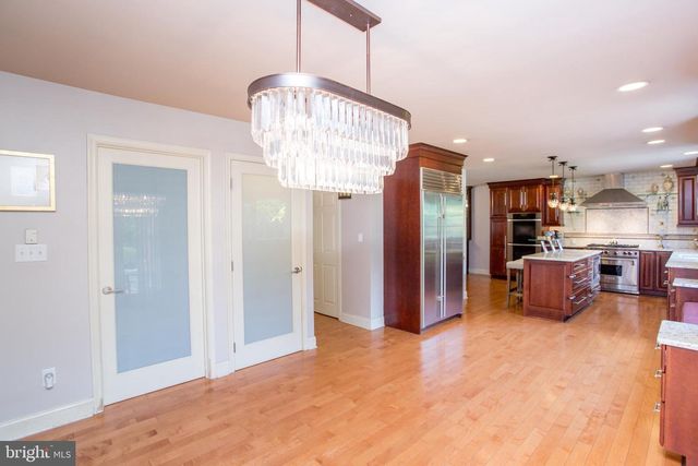 16 MARJORIE WAY, Hamilton, NJ 08690