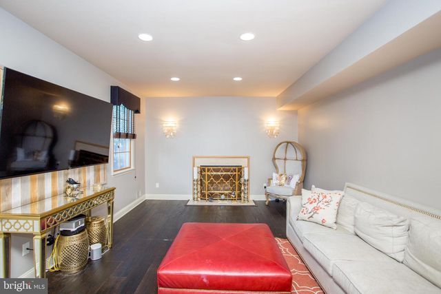 16 MARJORIE WAY, Hamilton, NJ 08690