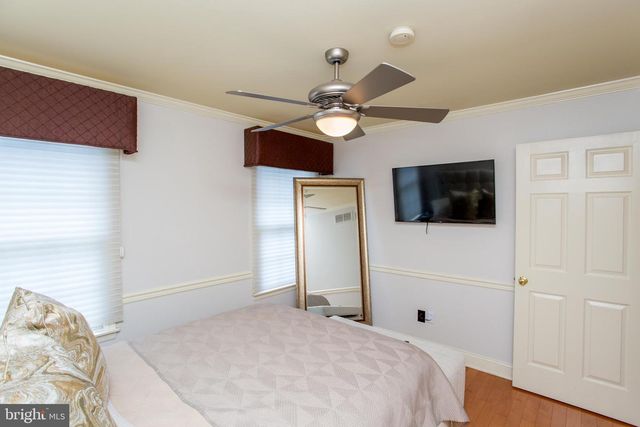 16 MARJORIE WAY, Hamilton, NJ 08690