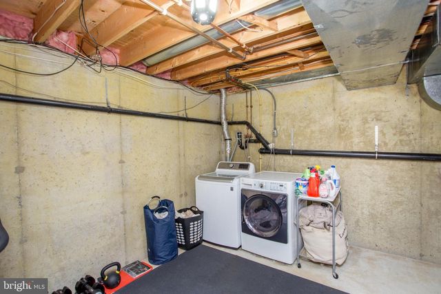 16 MARJORIE WAY, Hamilton, NJ 08690