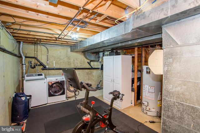 16 MARJORIE WAY, Hamilton, NJ 08690