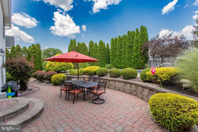 16 MARJORIE WAY, Hamilton, NJ 08690