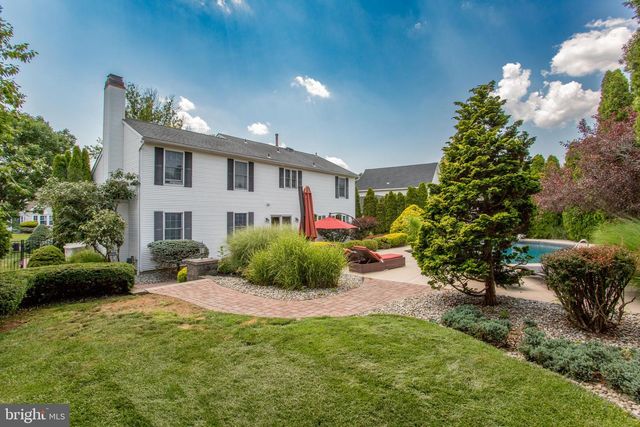 16 MARJORIE WAY, Hamilton, NJ 08690