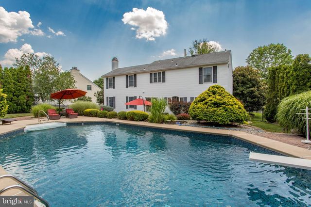 16 MARJORIE WAY, Hamilton, NJ 08690