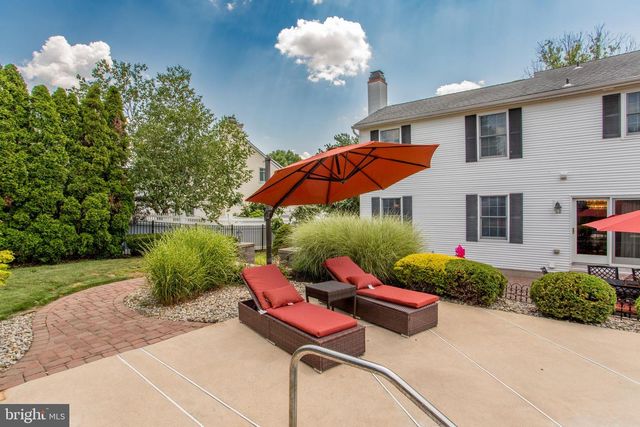 16 MARJORIE WAY, Hamilton, NJ 08690