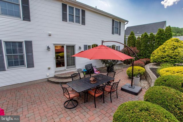 16 MARJORIE WAY, Hamilton, NJ 08690