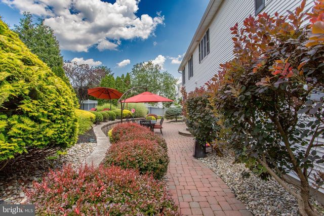 16 MARJORIE WAY, Hamilton, NJ 08690